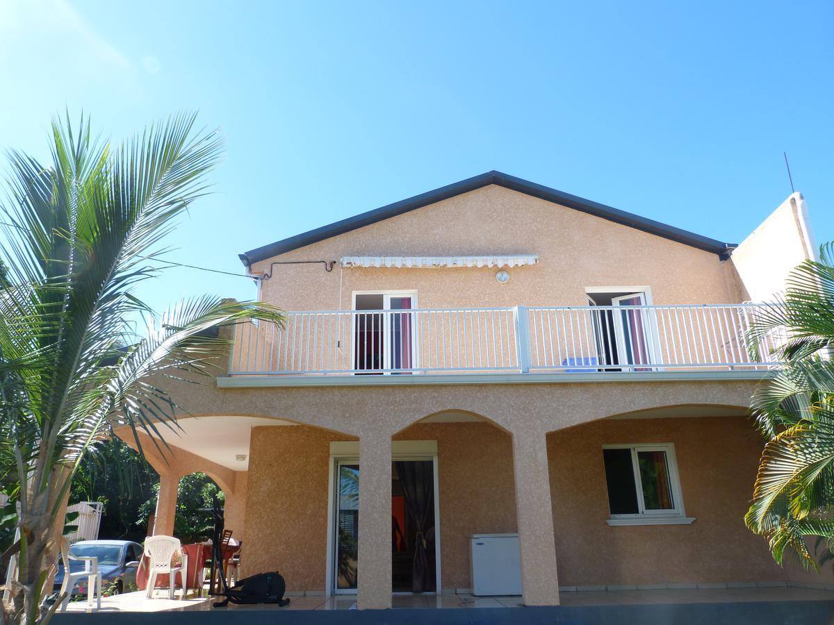 مبيت وإفطار Riviere Saint-Louis Chez Chouchou المظهر الخارجي الصورة